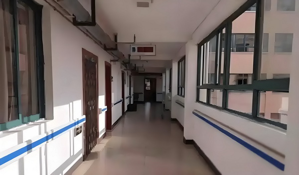 留学生落户深圳新政策_蔡国强，必然会翻车？ 而且广告要提定前预位需